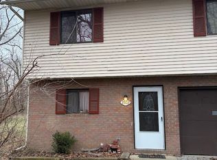 2802 Graybill Rd, Uniontown, OH 44685