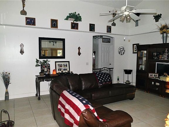 5th image of 2344 SW Santana Ave