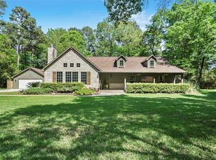 15311 Magnolia Dr, Conroe, TX 77384