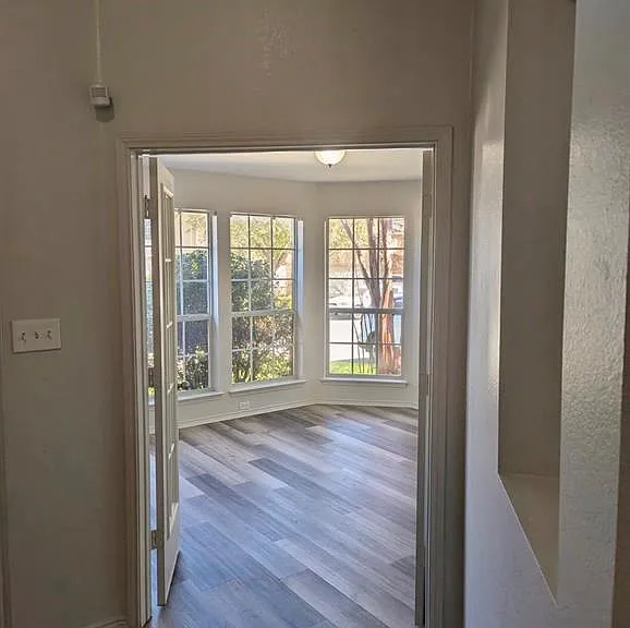 8541 Western Meadows Dr — Photo 5