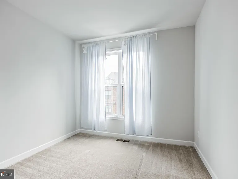 4484 Lateleaf Trl — Photo 28