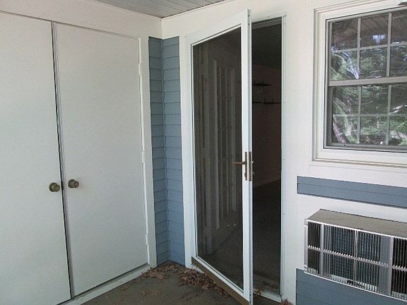 3rd image of 113 Heritage Dr Unit 113