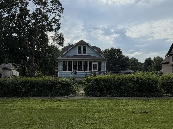 105 N Center St, Gardner, IL 60424