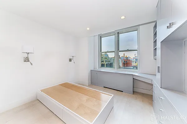 Rented by Halstead Real Estate | media 41