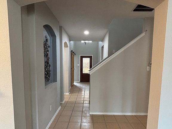 2nd image of 10120 Sourwood Dr