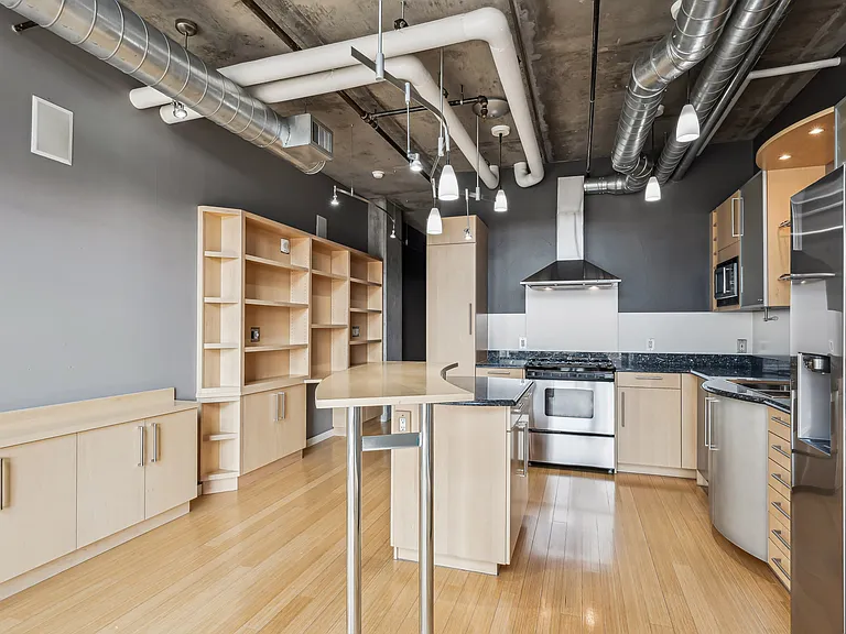 1401 Wewatta St #210 — Photo 14