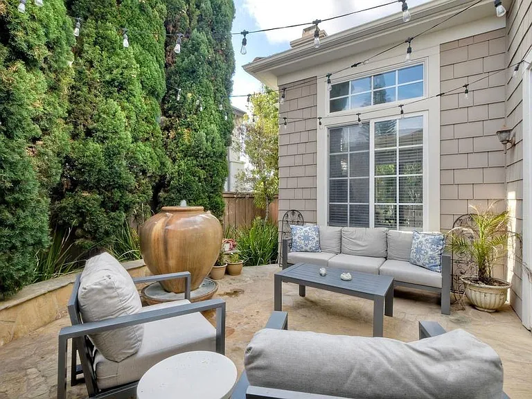 688 Cypress Hills Dr — Photo 34