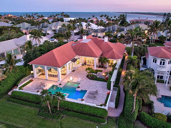 4th image of 2865 SE Dune Dr