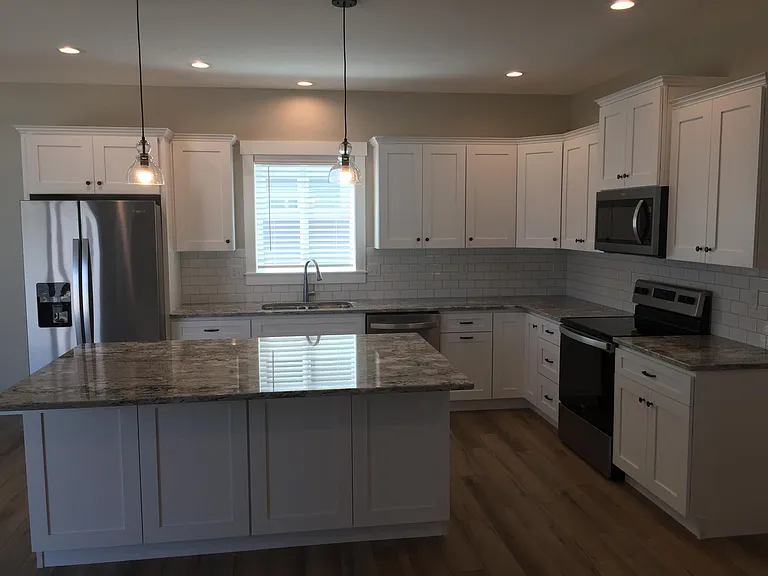 2132 Currant St — Photo 9
