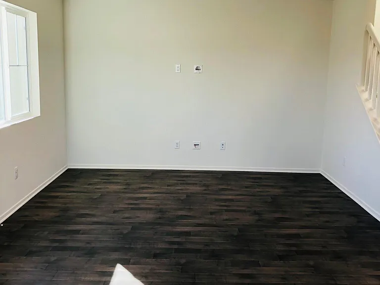 2897 E La Avenida Dr — Photo 15