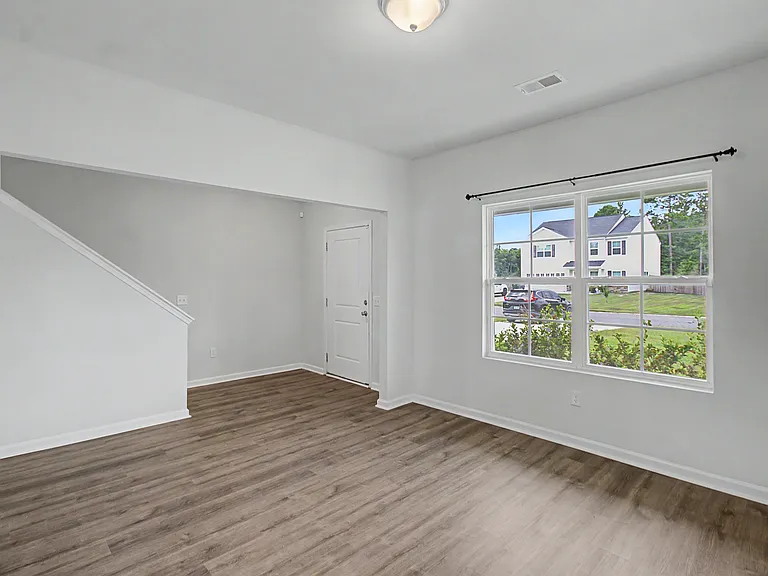147 Enclave Way — Photo 4