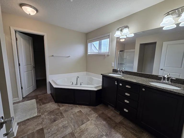 16574 Elm Creek Ct — Photo 13