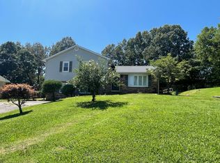 4045 Old Mayfield Rd, Paducah, KY 42003