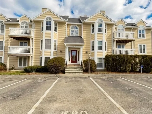 212 Carriage Ln Unit 212, Taunton, MA 02780