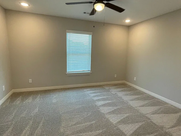 1118 Sheldon Dr #B — Photo 17