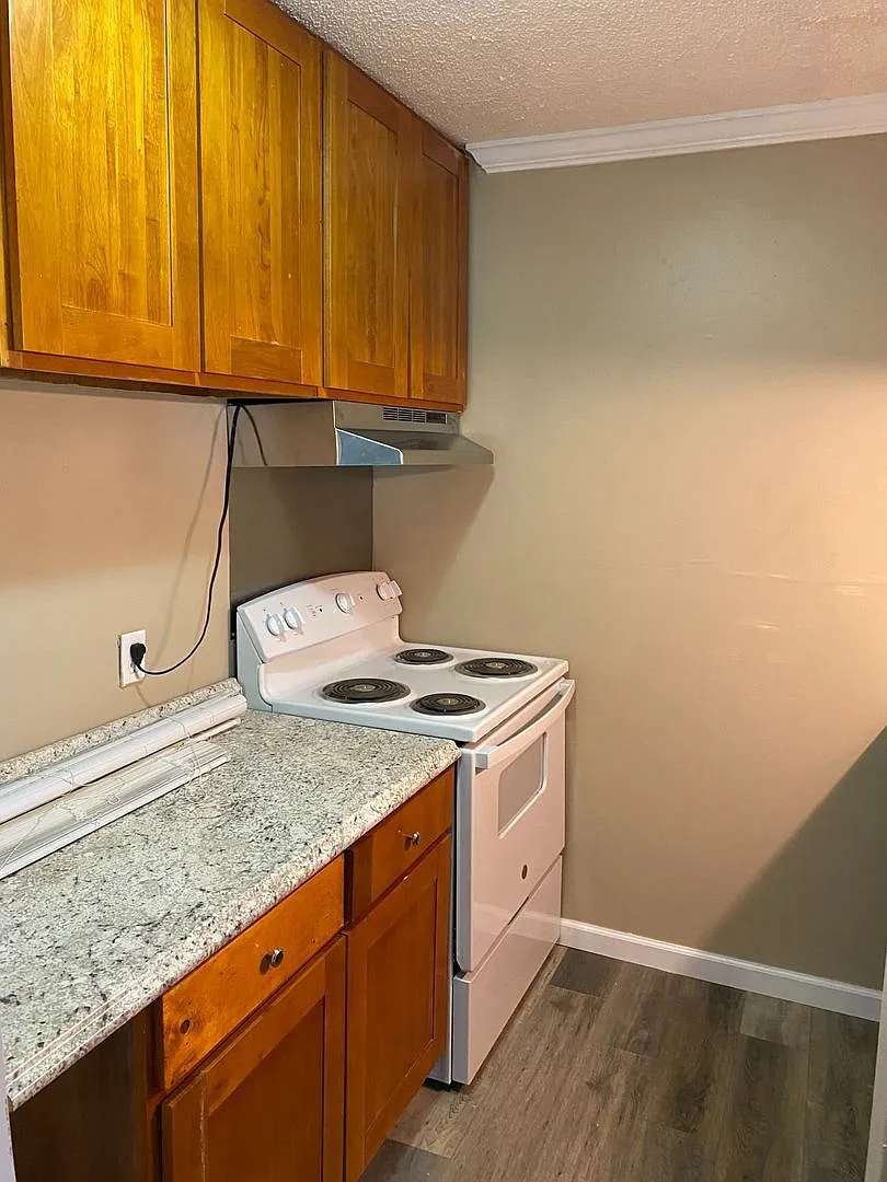 Nettleton Apartments — Photo 4