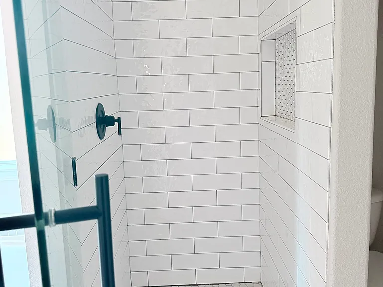 2345 Aurora Dr — Photo 18