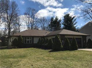 3879 Walter Rd, North Olmsted, OH 44070