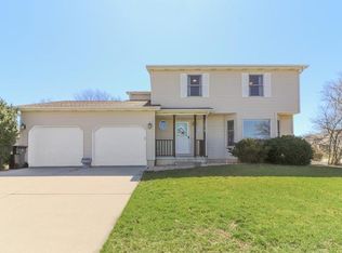 1301 Courtland Ave, Normal, IL 61761