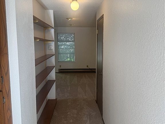 5th image of 11752 Burke Avenue N