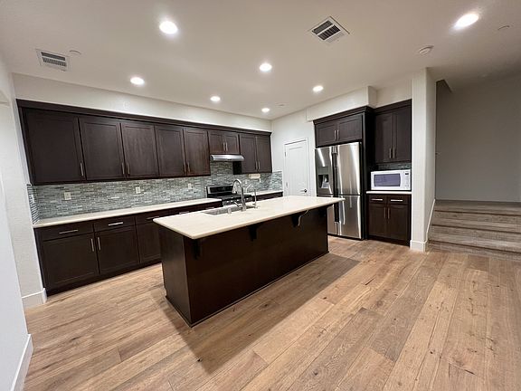 Spacious Kitchen