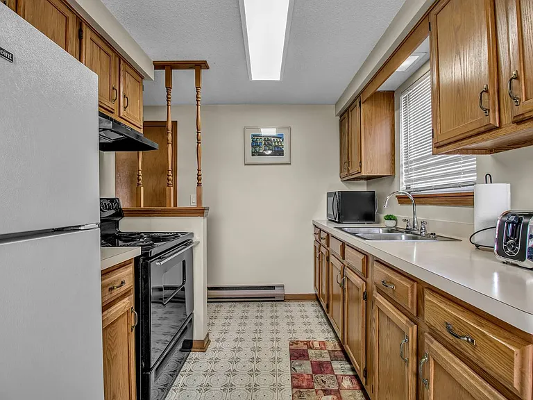 2719 Oppenheim Ct #2 — Photo 8