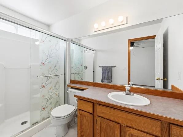 5769 N Lachaise Ln, Coeur D Alene, ID 83815
