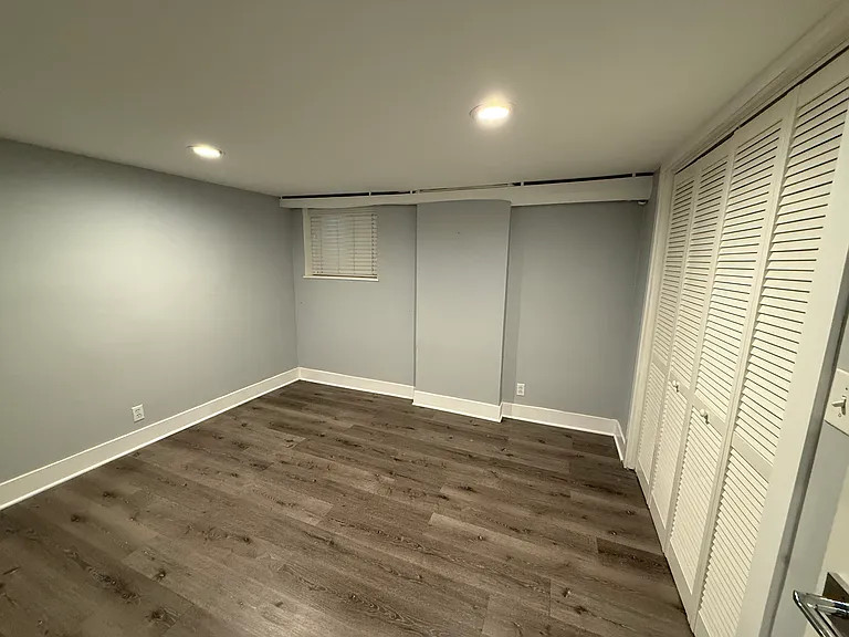 1226 Sherman Ave #1S — Photo 4