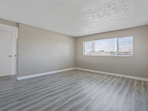 4th image of 3597 Cushing Dr #D