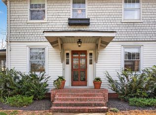 1049 Jamestown Cres, Norfolk, VA 23508