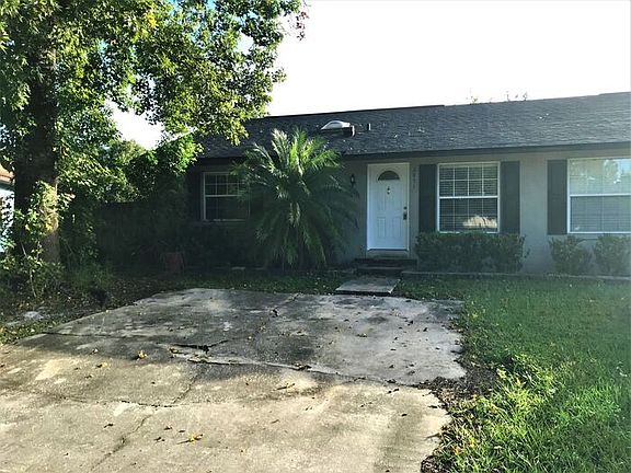 2nd image of 2851 Coral Reef Dr