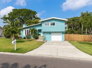 2380 Harrison Dr, Dunedin, FL 34698
