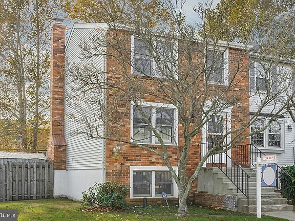 3rd image of 5235 Pleasure Cove Ct