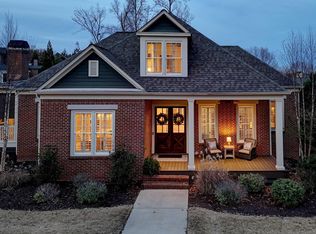 709 Heritage Park Ln, Hoover, AL 35226