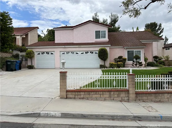 19512 Greenwillow Ln, Rowland Heights, CA 91748