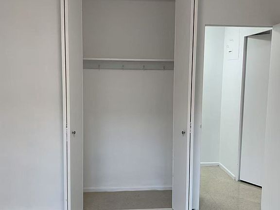 4th image of 150 W 96th St APT 5