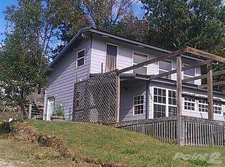 21568 Rock Creek Cv, Cassville, MO 65625