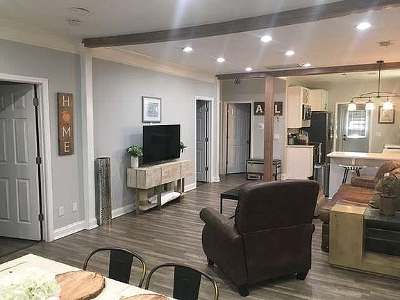 3rd image of 91 Haygood Ave SE