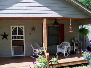 68 Riverbluff Rd, Steelville, MO 65565