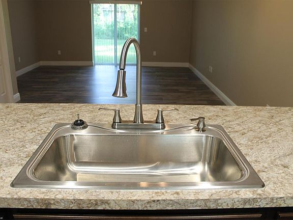 5th image of 9208 N Travis Dr