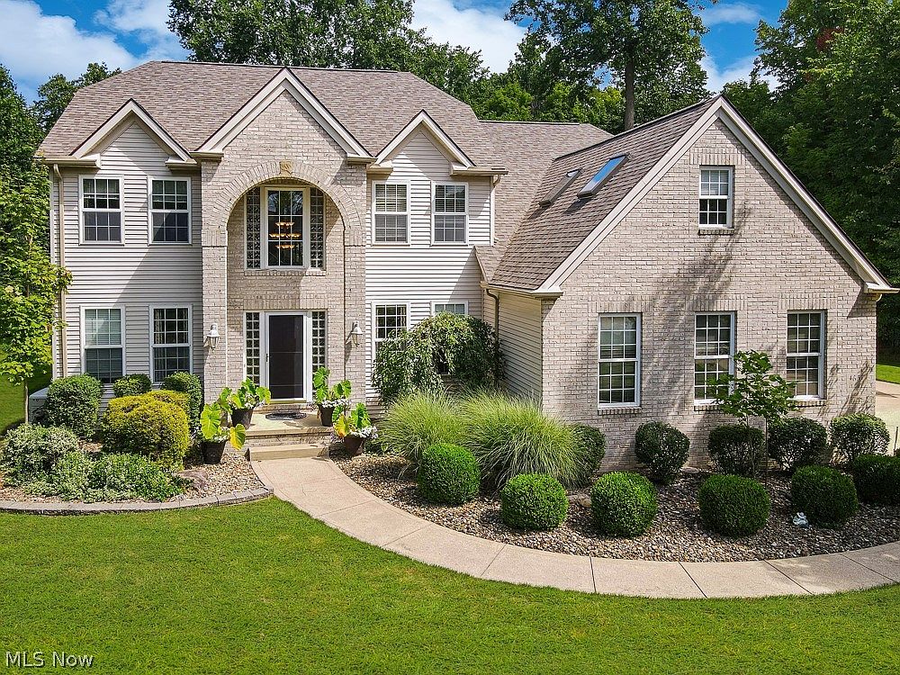 4637 Forest Grove Dr, Brunswick, OH 44212 Zillow