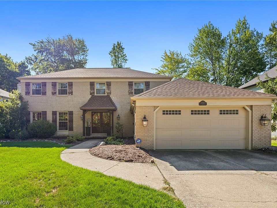 1st image of 27923 Hilliard Blvd