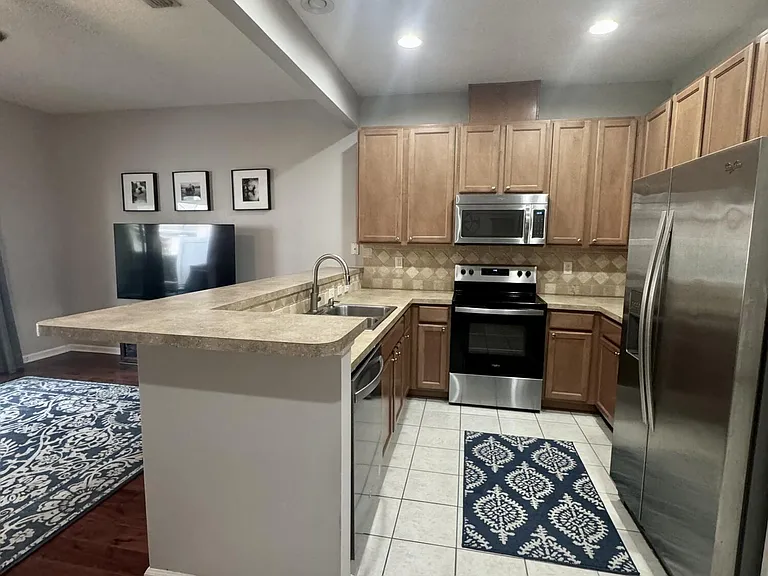 13497 Sunstone St — Photo 3