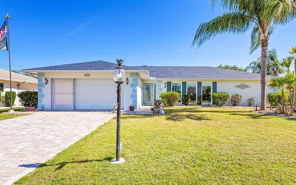 1st image of 611 OJAI AVENUE