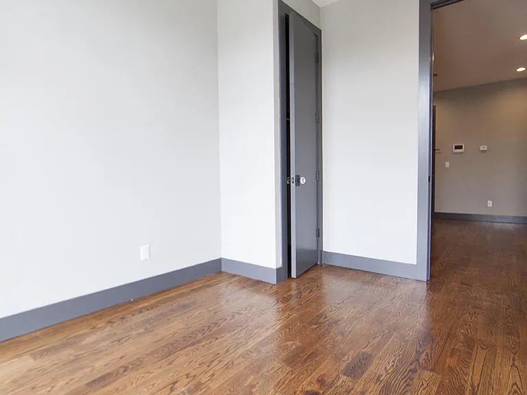 81 Stanhope St #2A — Photo 3