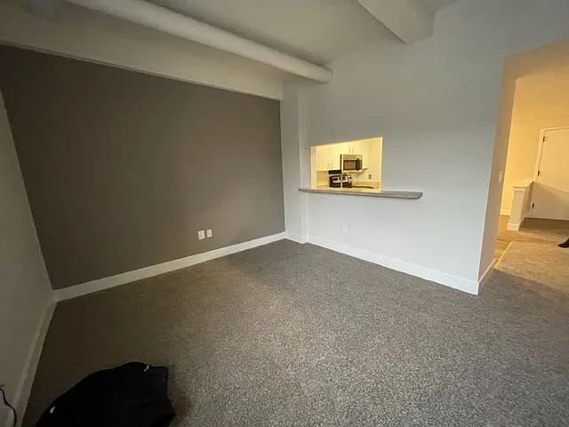 Canal House — Photo 34