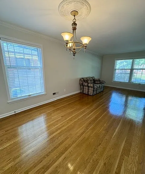 Dining area to living/conversation area
