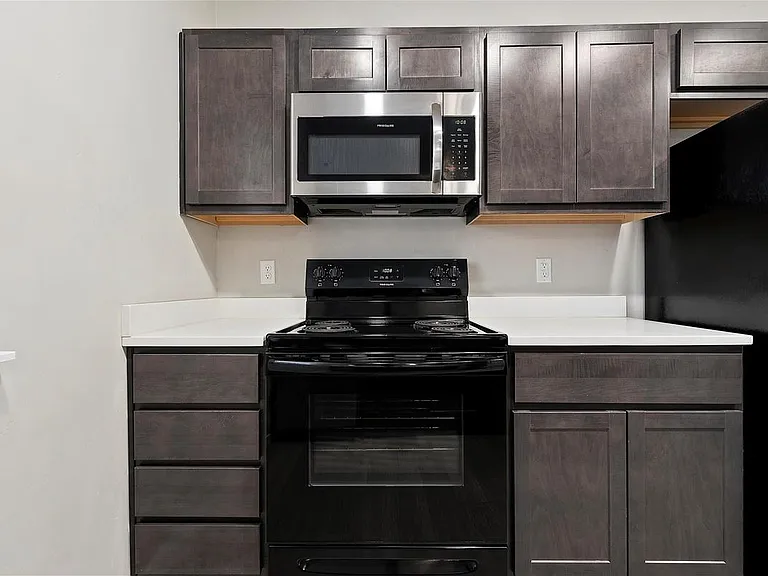 White Hawk Townhomes — Photo 64