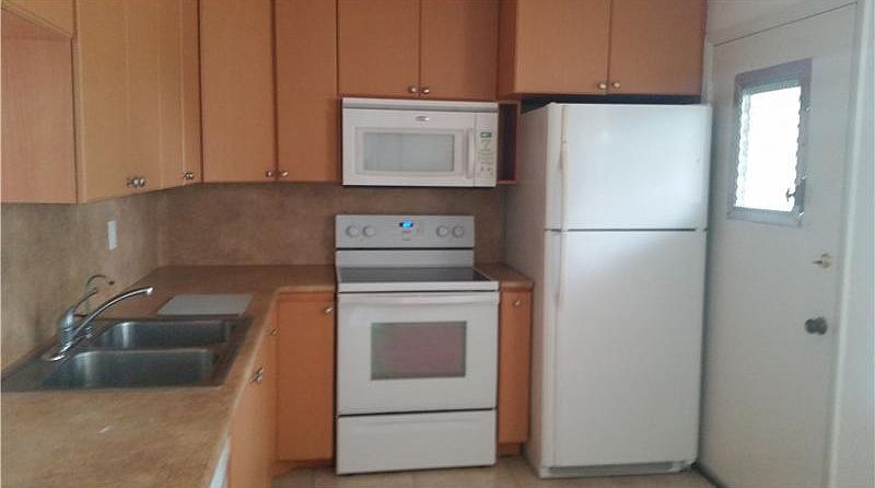 1st image of 1351 NE 191st St #E202