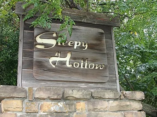 904 Sleepy Hollow Dr, Cedar Hill, TX 75104